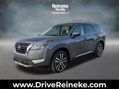 2024 Nissan Pathfinder Platinum SUV